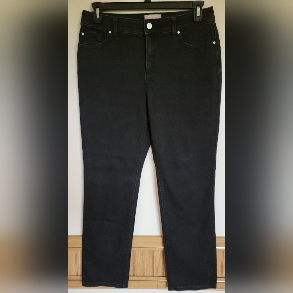 Chico's Women's Fabulously Slimming Black Jeans Size 8 Short